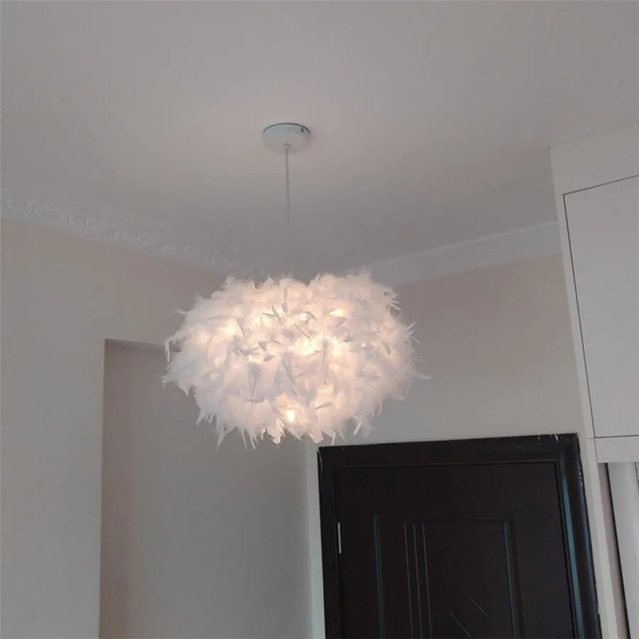 Gorgeous Feather Hanging Lamp Perfect for Kids & Cozy Spaces