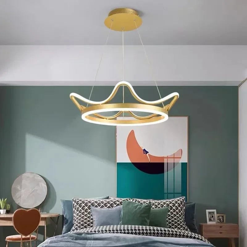 Sleek & Stylish Crown Chandelier for Any Interior