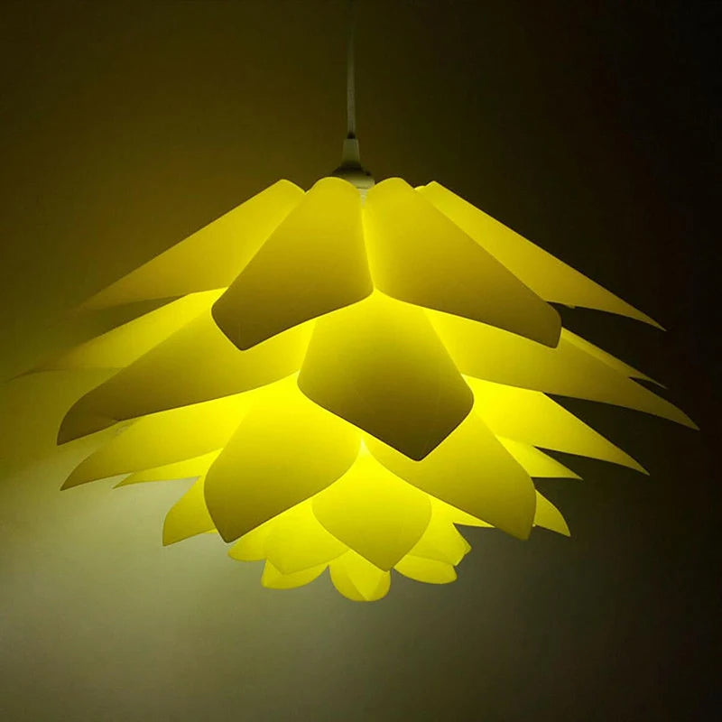 Elegant Lotus Pendant Lamp Perfect for Living Room Décor
