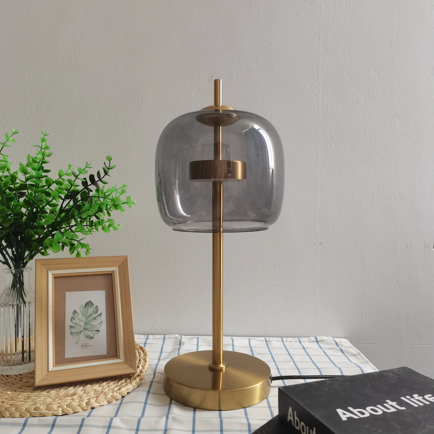 Luxury Modern LED Desk Lamps for Home Decor