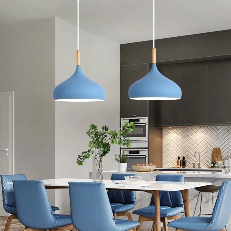 Leisure Style Chandelier Ideal for Restaurants, Bars & Internet Cafes