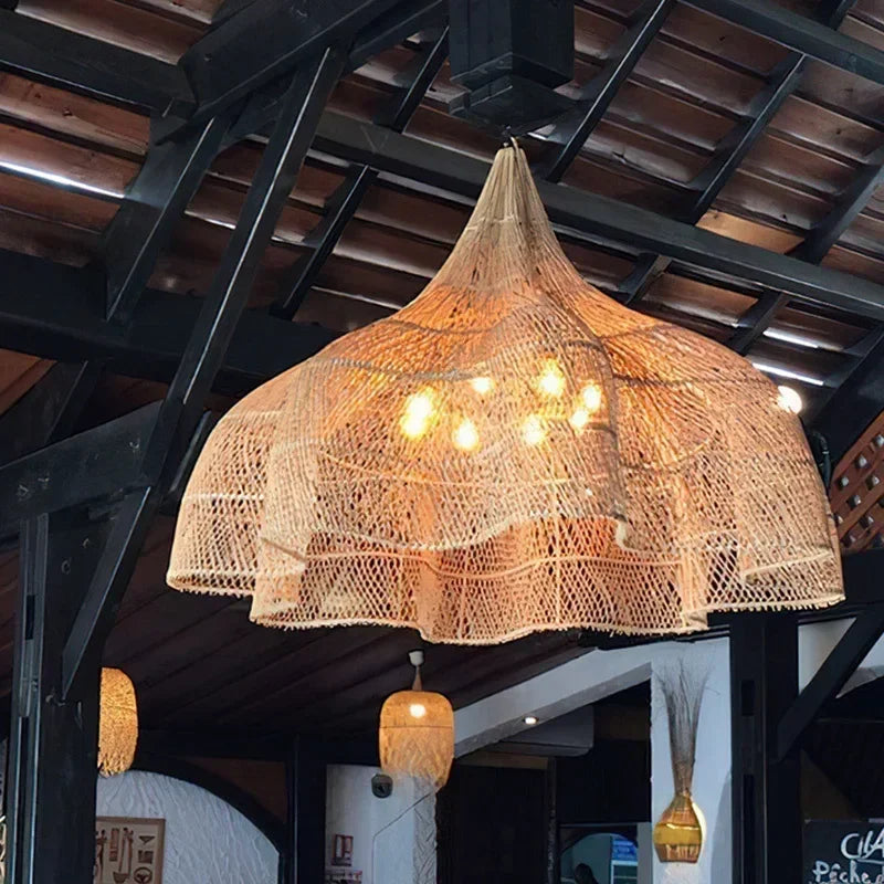 Luxury Rattan Chandelier – Japanese Retro Style Pendant Lighting for Living Rooms