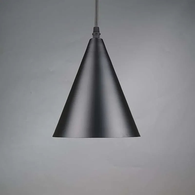 Nostalgic Classic Aluminum Pendant Light for Any Space