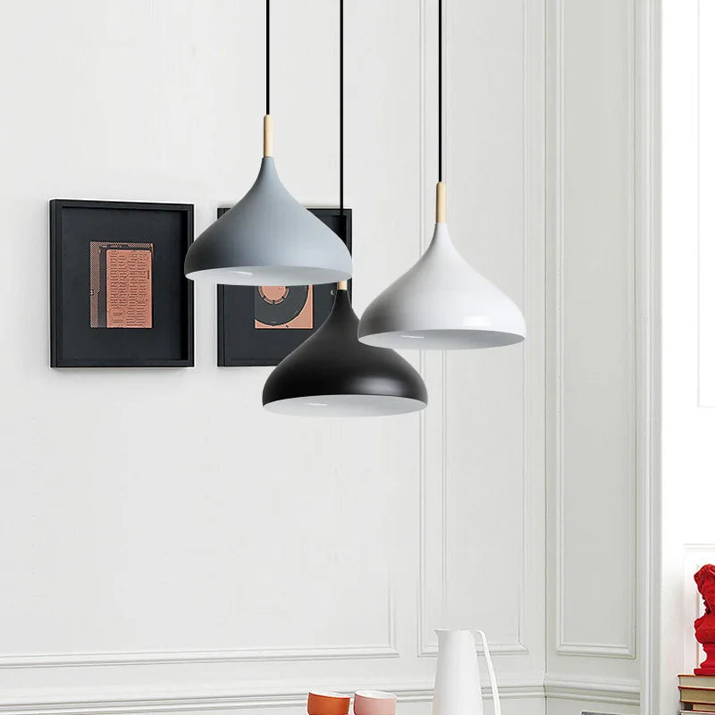 Leisure Style Chandelier Ideal for Restaurants, Bars & Internet Cafes