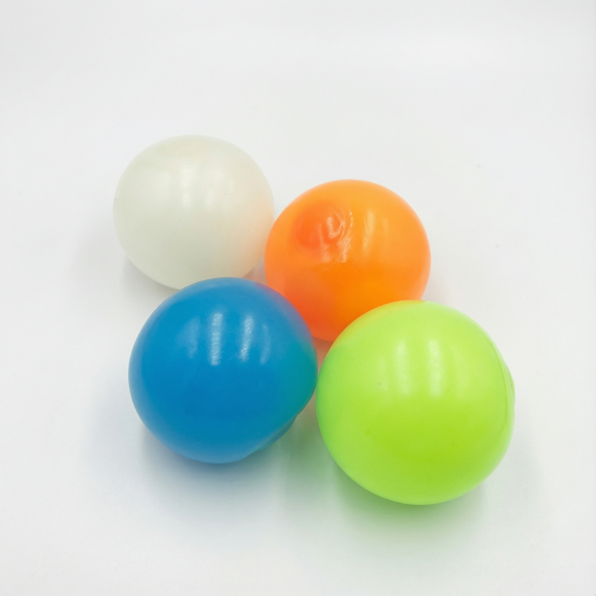 Sticky Ceiling Balls For Relieving Stress