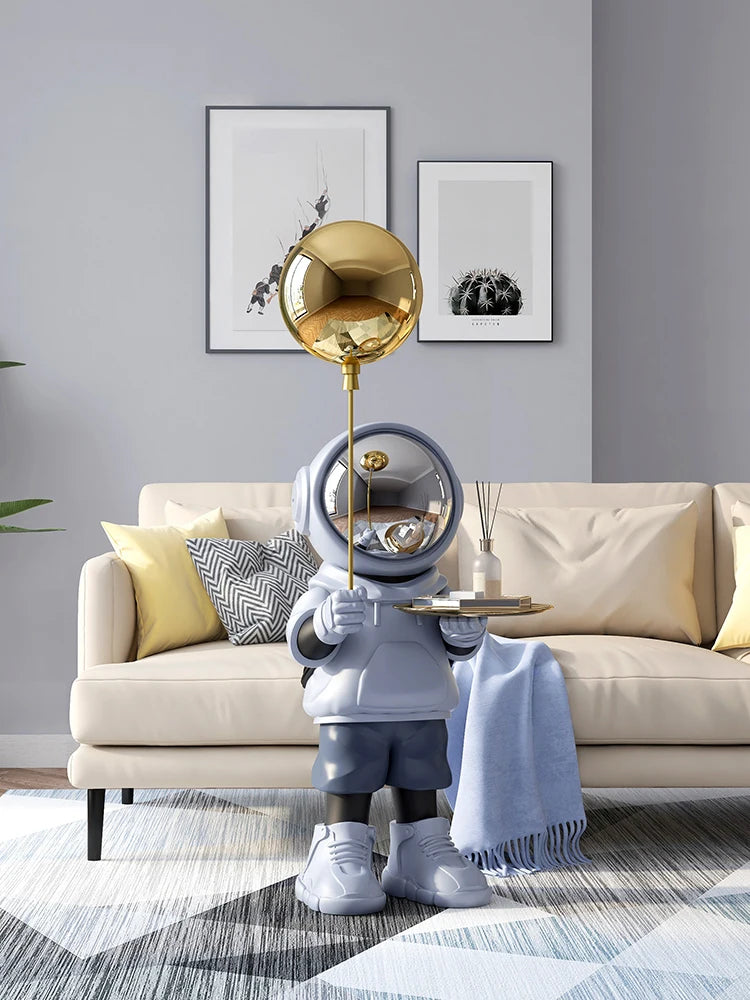 Nordic Astronaut Statue Floor Lamp & Tray – Modern Home Decor Sculpture for Living Room, TV Stand & Sofa Side Ornament