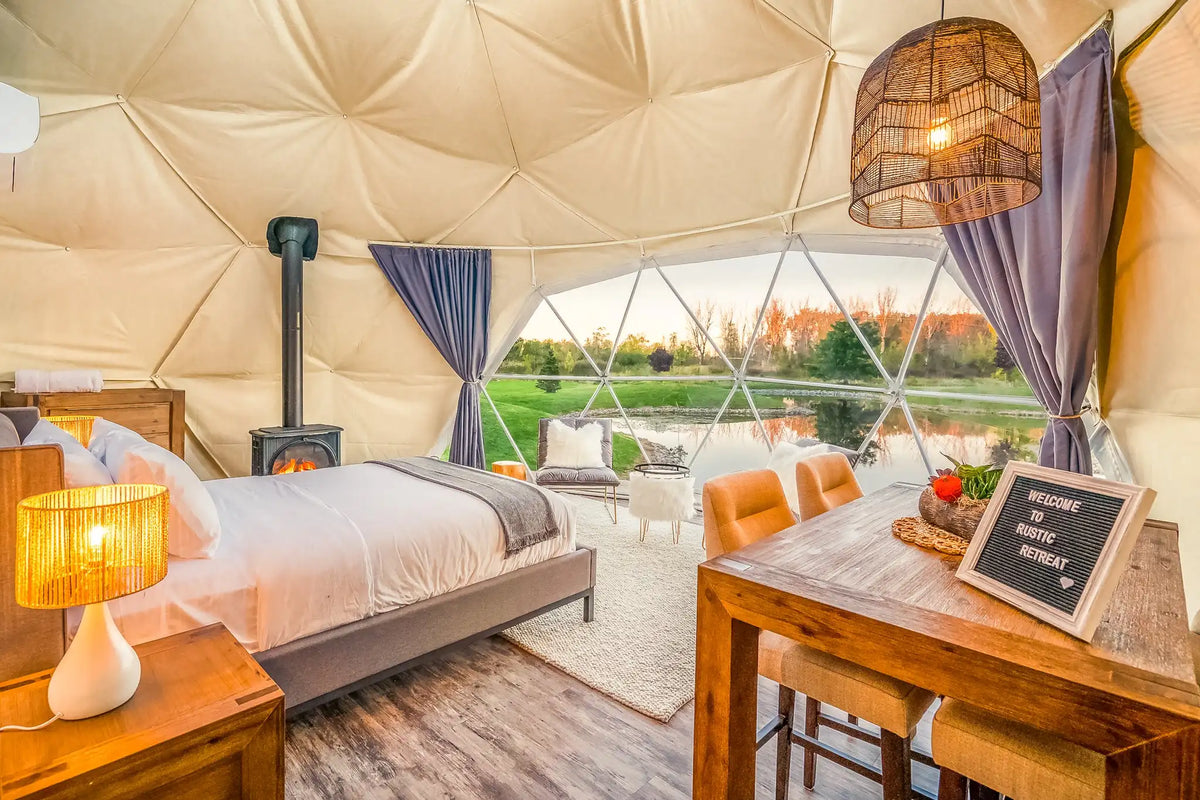 Geodesic Luxury Dome Tent – Transparent Resort Glamping Dome for Elegant Forest Camping!