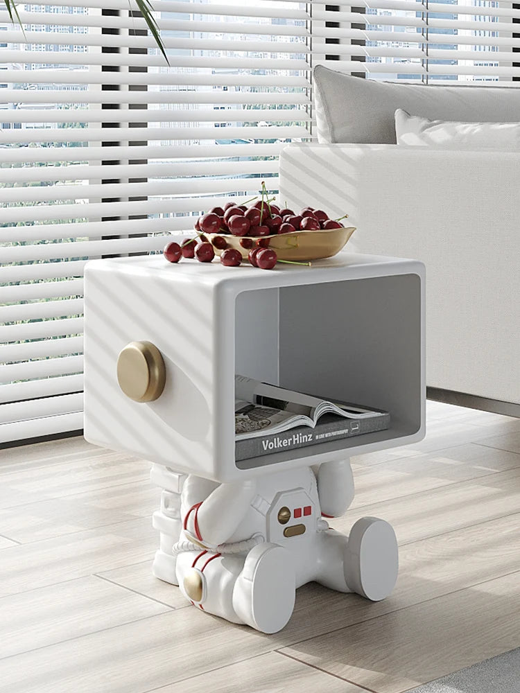 Astronaut Nightstands: Whimsical Crafts for Living Room and Bedroom Decor
