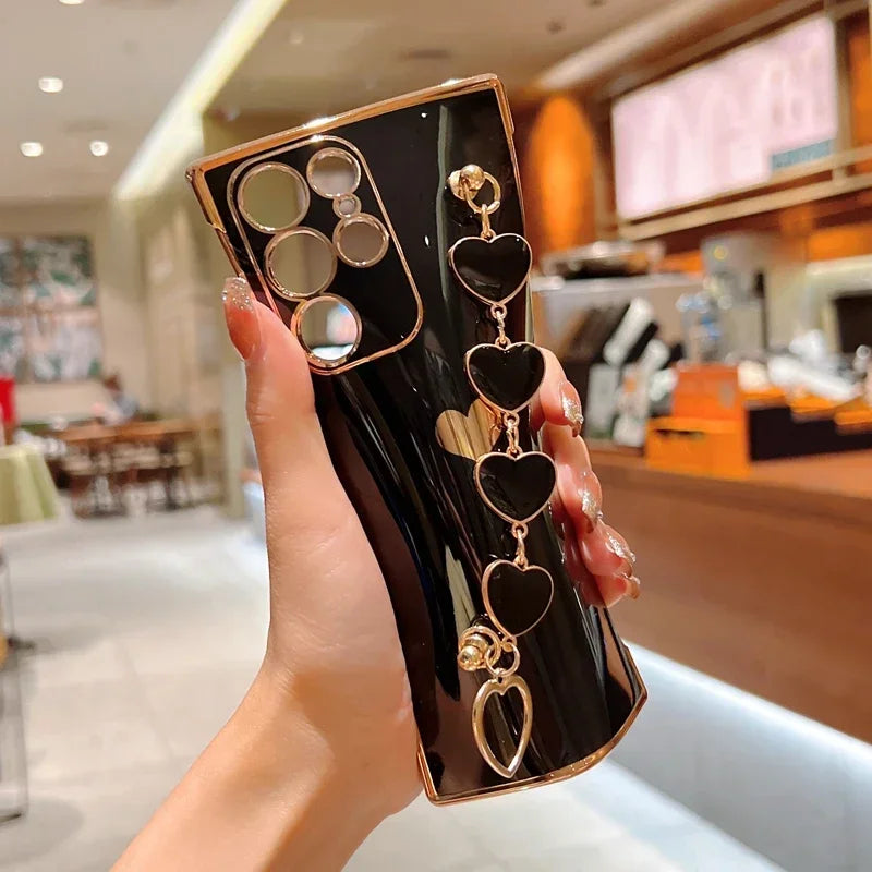 Chic Plating Silicone Love Heart Bracelet Case for Samsung Galaxy S24, S23, S22, S21 Ultra Plus & A Series – Soft and Stylish 5G Covers!