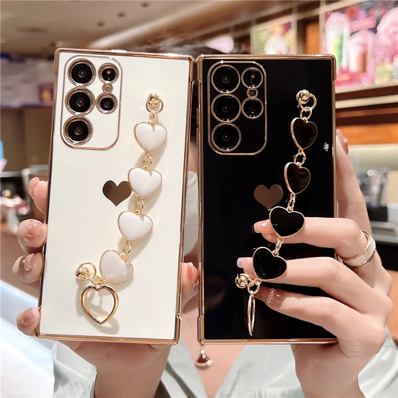 Chic Plating Silicone Love Heart Bracelet Case for Samsung Galaxy S24, S23, S22, S21 Ultra Plus & A Series – Soft and Stylish 5G Covers!