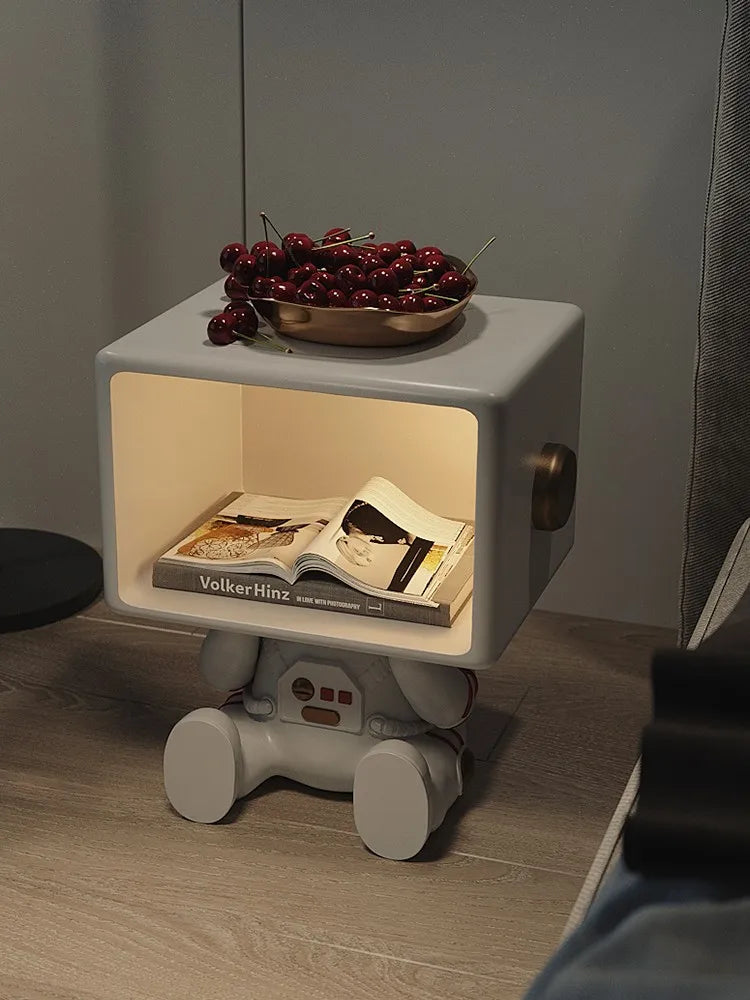 Astronaut Nightstands: Whimsical Crafts for Living Room and Bedroom Decor