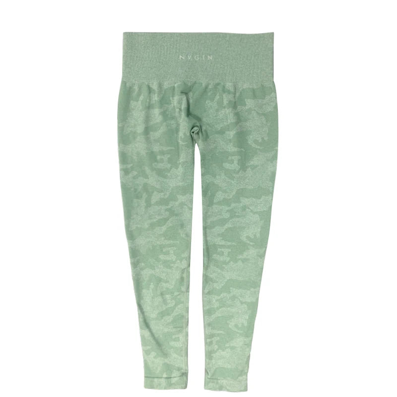 40590164787235|40590164820003|40590164852771