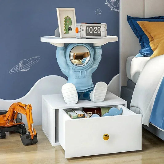 Astronaut Home Decor Sculpture – Perfect for Living Room & Bedside Styling