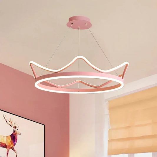 Sleek & Stylish Crown Chandelier for Any Interior