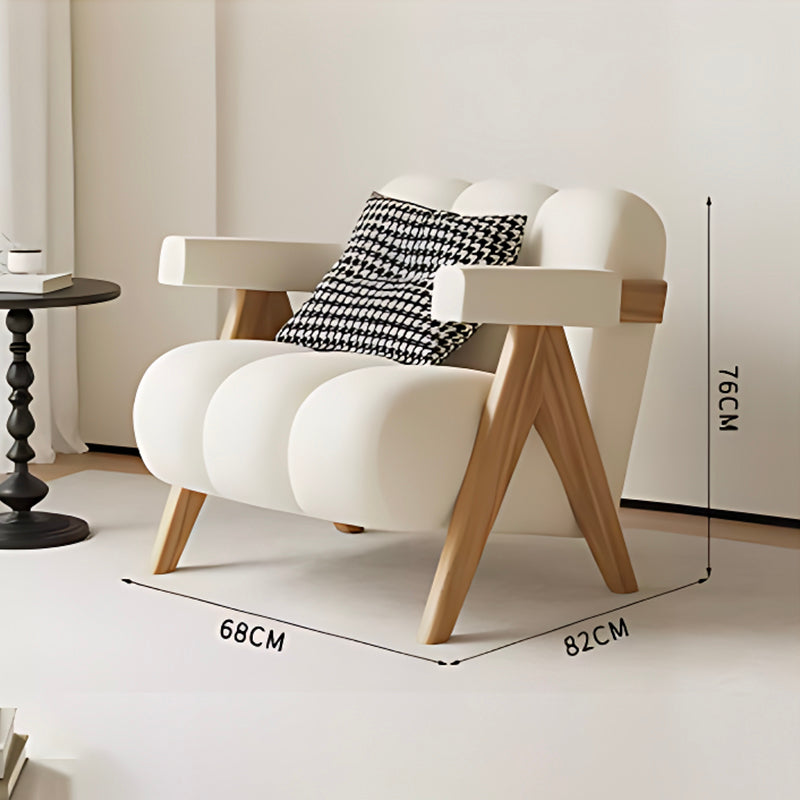 Scandinavian Luxury Lounge Chair – Black Leather Armchair with Wooden Legs for Modern Décor