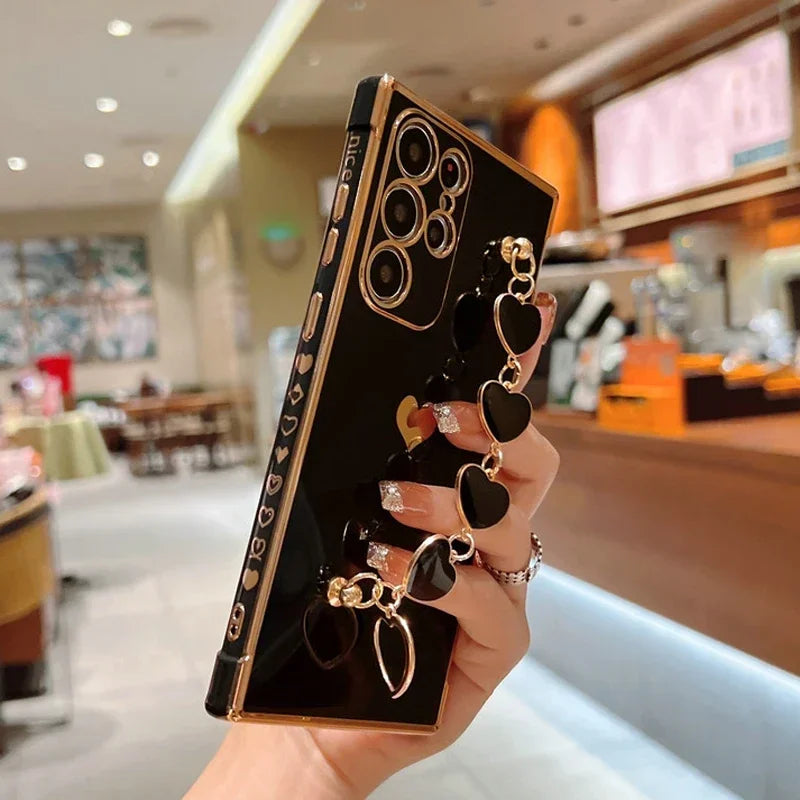 Chic Plating Silicone Love Heart Bracelet Case for Samsung Galaxy S24, S23, S22, S21 Ultra Plus & A Series – Soft and Stylish 5G Covers!